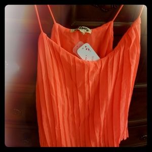 NWT Chic tank top, neon pink, size S